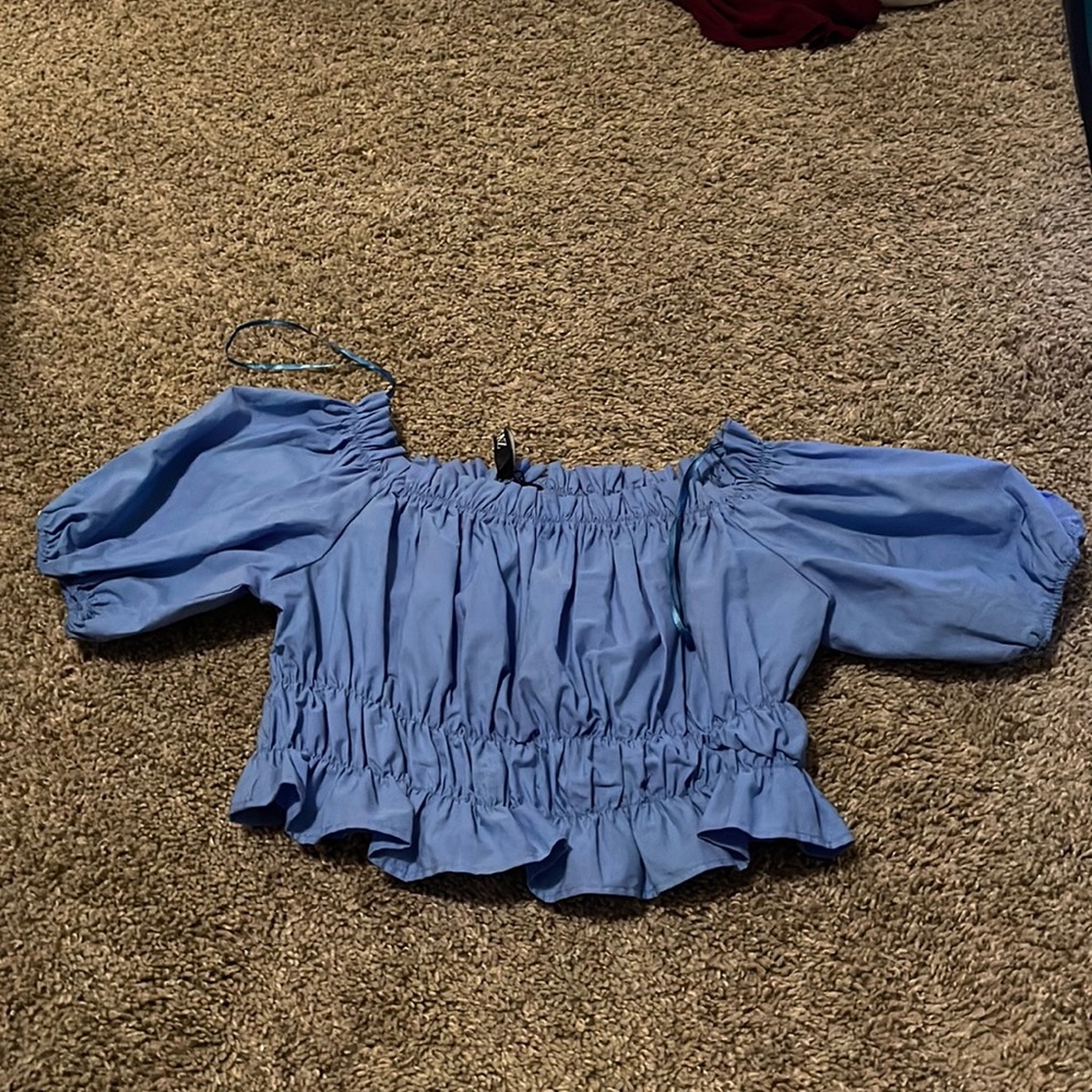 Zara XS blue crop top